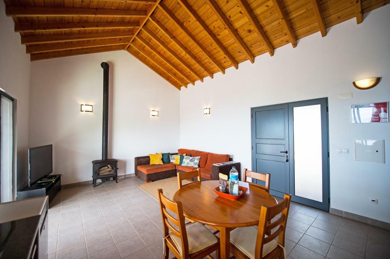 Appartement Casa Do Nuno T2 à Varadouro Extérieur photo